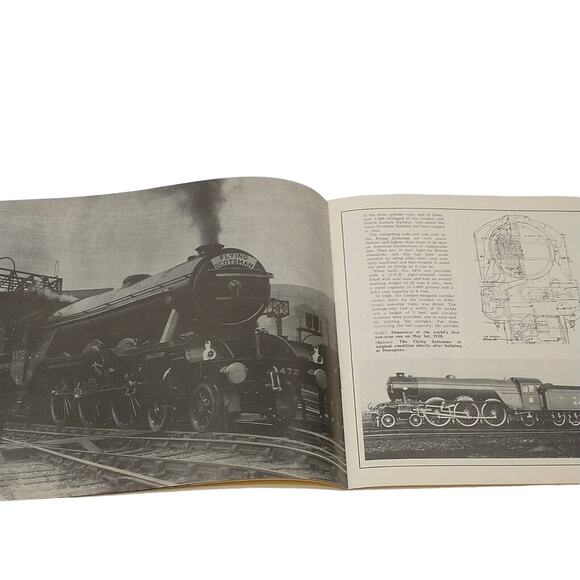 Flying Scotsman History of Famous Engine in Words Pictures & Sounds with Vinyl - Picture 4 of 9